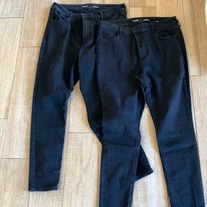 Two pairs Old Navy black skinny jeans size 16